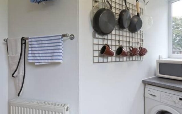 Poplar House Serviced Apartments