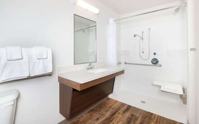 WoodSpring Suites Savannah Pooler
