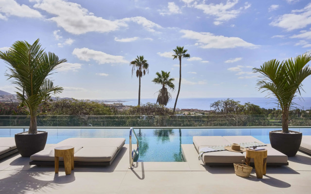 Royal Hideaway Corales Villas