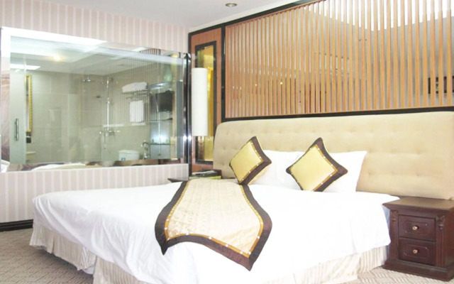 Oasis Hanoi Hotel