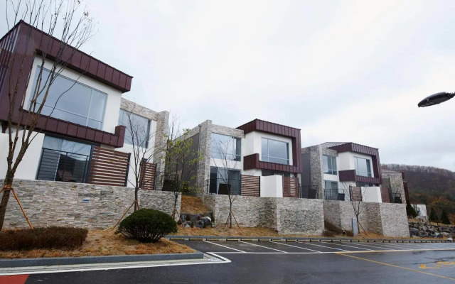Pyeongchang Ramada Hotel & Suite
