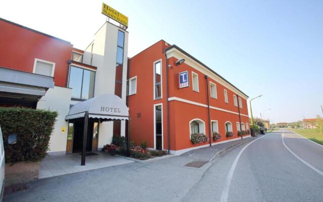 Hotel Sanvitale