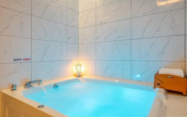 Gapyeong Grang Narang Pool Villa
