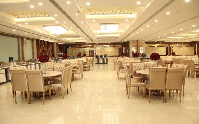 Green Palms Hotel Pacific Mall