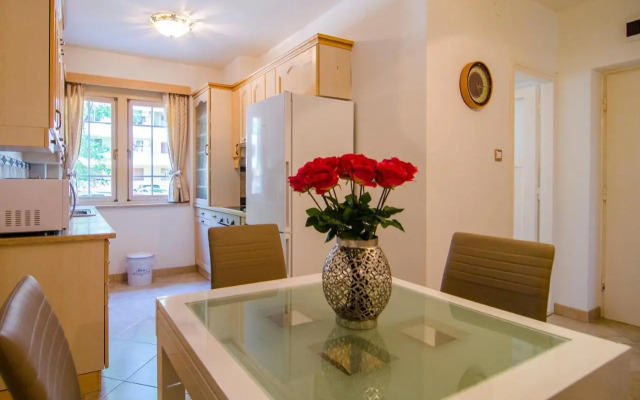 Turkish Tower Apartment