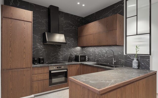 Patra Elegant Residence