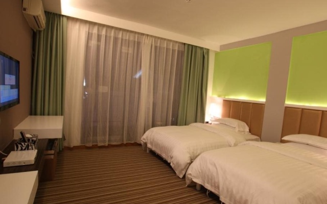 Yangshuo West Street Boutique Hotel – Guest Rooms – Guilin