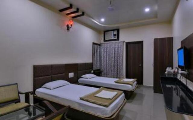 Hotel Saket Heritage