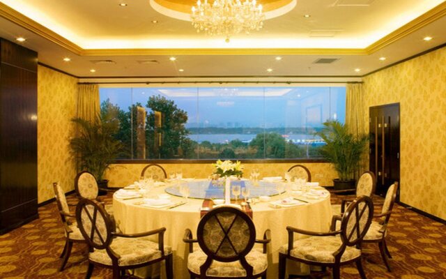 Howard Johnson Pearl Plaza Wuhan