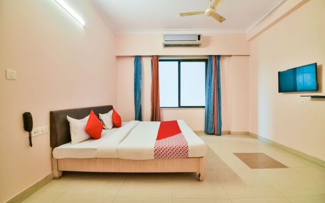 Oyo 37212 Hotel Soft Petals By Arn Group