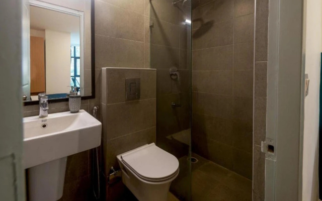 Olive Zip Richmond Circle by Embassy Group