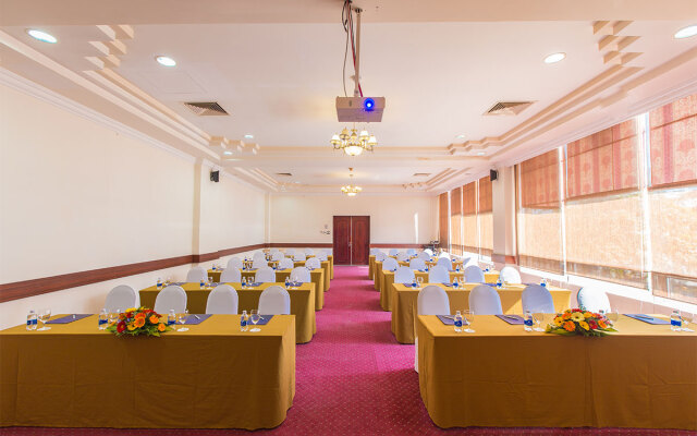 Yasaka Saigon Nha Trang Hotel