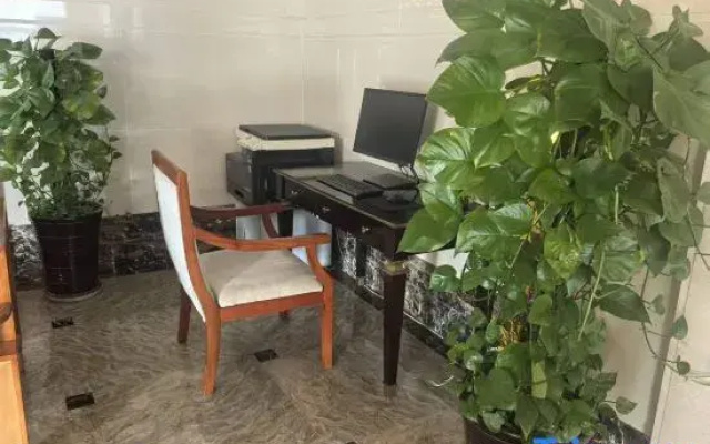 Vienna Hotel (Anqing Huaining Duxiu)