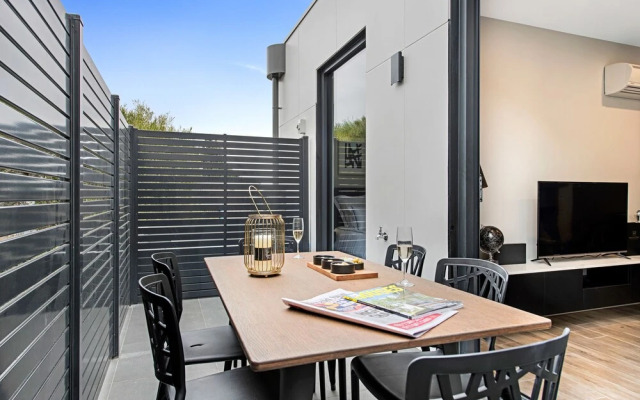 Manhattan Apartments - Caulfield North