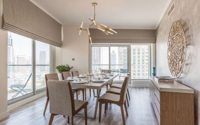 Faraway Homes - Burj Views Luxury