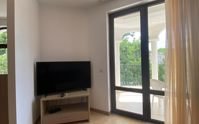 Private Two Bedroom Apartment Royal Sun O 31