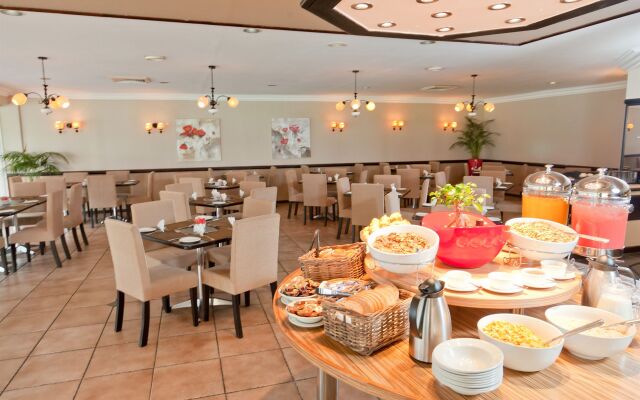Oudtshoorn Hotel