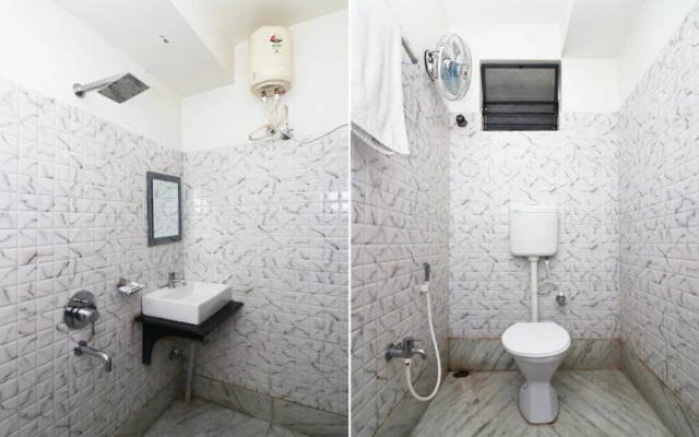 Hotel Taj Palace By OYO Rooms