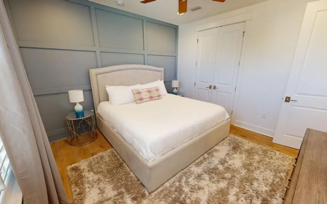 Seaside Serenity 5 Bedroom Home