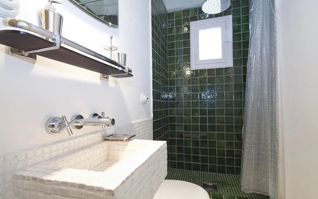 Centric Unique Bohemian 3 Bedroom Apartment - Hoa 42136