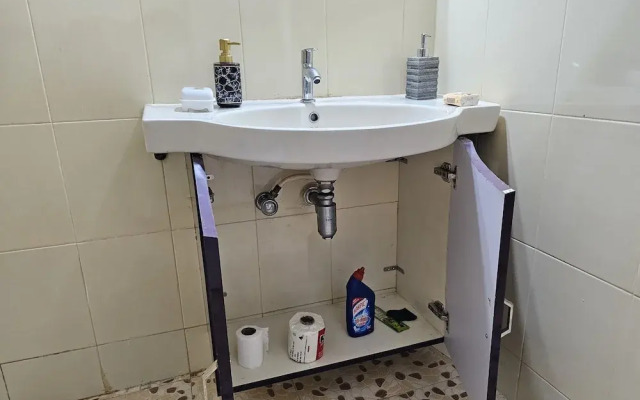 Casa De Abhishek - Breezy 2 BHK