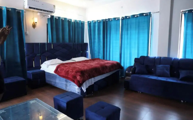 Hotel Omkaar and Restaurant