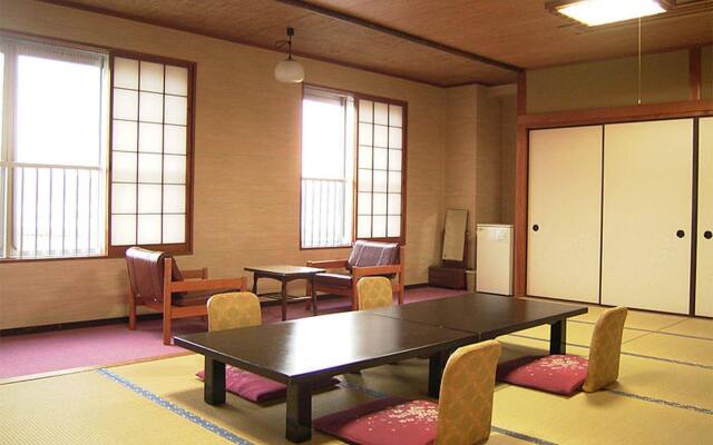 Toushijima Onsen Suzunami