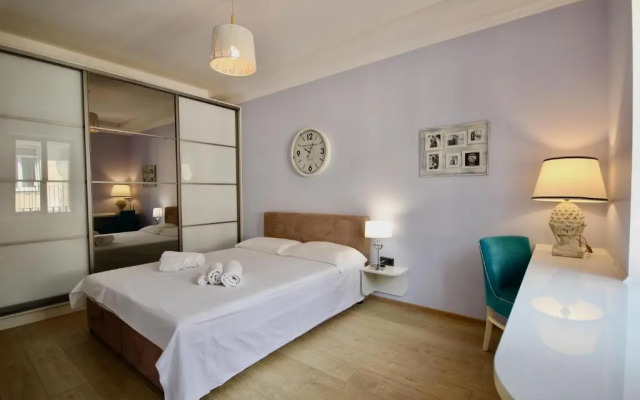 Romantic Lux Vivaldi Suite Svobode avenue 39