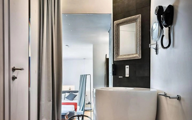 Teku Boutique Hotel