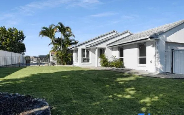 waterfront Cosy Getaway