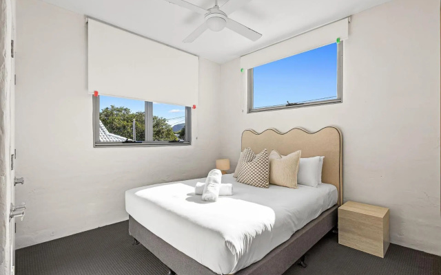 Saltwater Beach House – Guest Rooms – Yaroomba