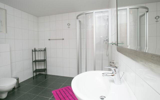 Spacious Holiday Home in Fugen near Ski Area