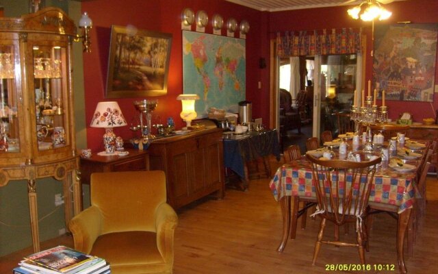 Couette Et Café La Bohème