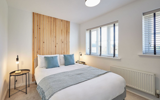 Host Stay Polwell Road