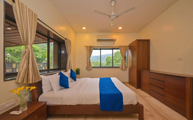 StayVista at Lake Mansion