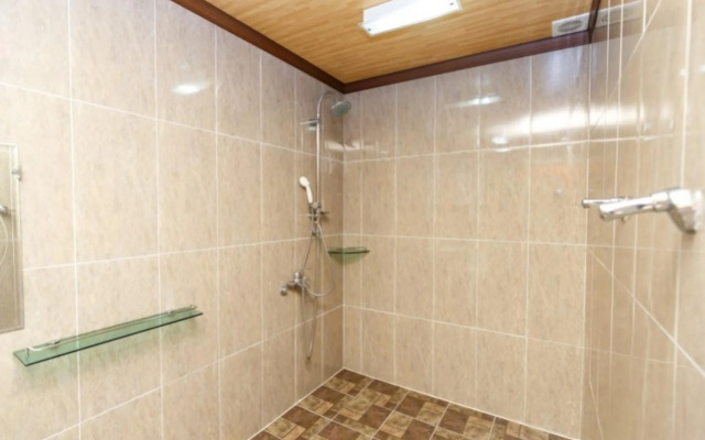 Yangyang Seorak Badanamuro Pension