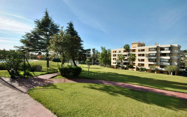 Torres De Aloha 2 bdr Puerto Banus