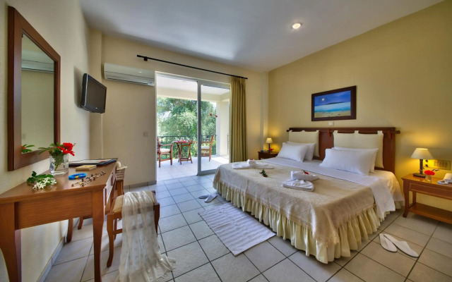 Paxos Club Resort & SPA