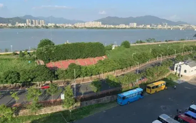 Chaozhou Xiangyuan Meisu(Chaozhou West Lake Store)