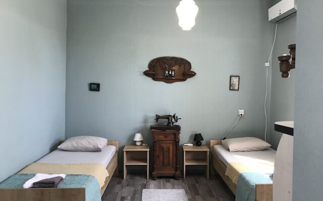 Talaveri Apartment in Old Tbilisi