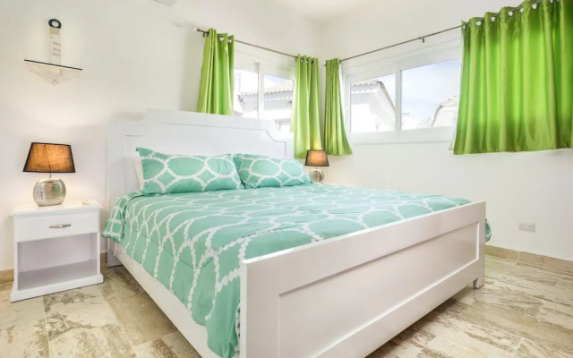 Escondido Bay Properties by Caribe Stays