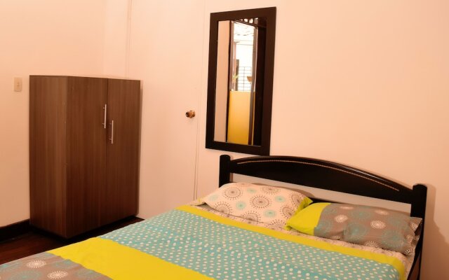 Hostal Versalles