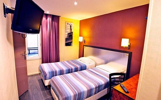 Plug Inn Boutique Hostel