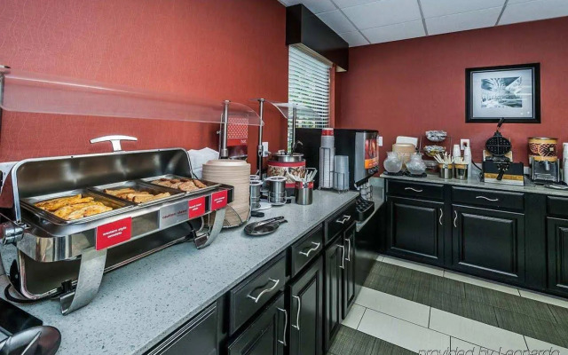 Holiday Inn St. Petersburg West by IHG