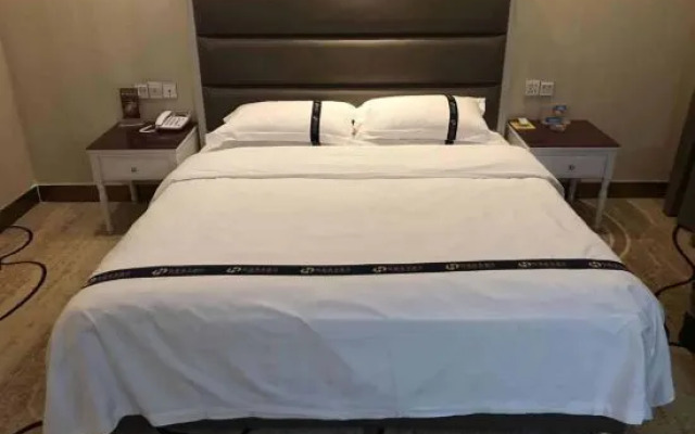 Ega   Hotel