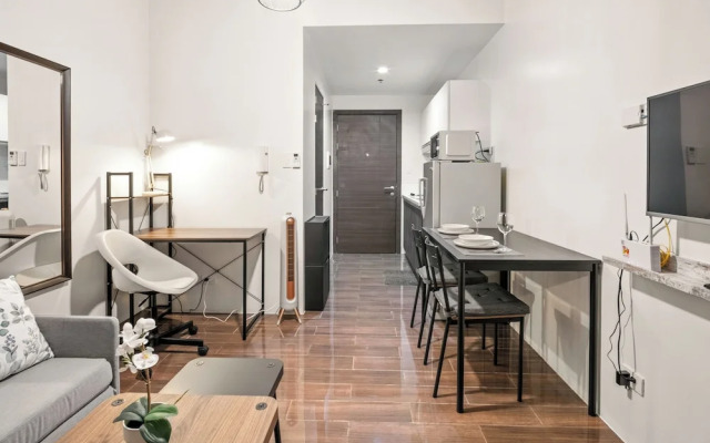 Room-makati 1BR With Skyline View at Air