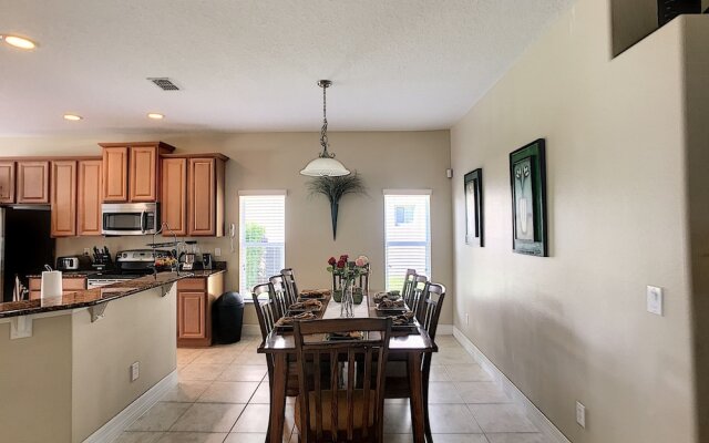 Trine Retreat by Florida Spirit