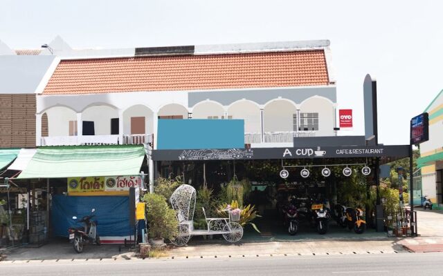 OYO 617 Tira Hostel chalong Phuket