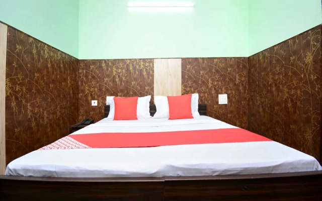 OYO 28097 Hotel Park View