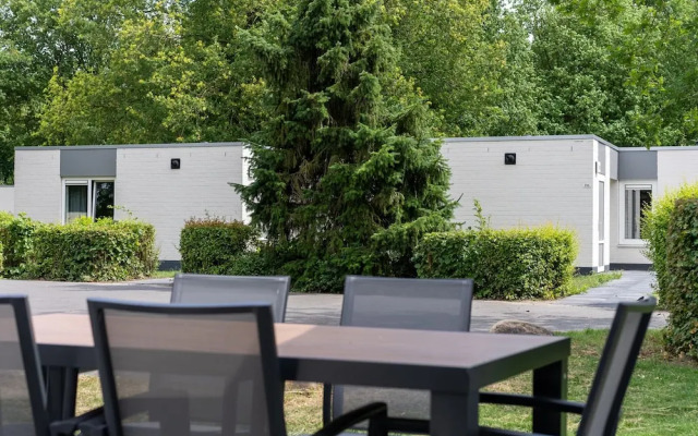 Restyled Bungalow, Near the Hunebed Center